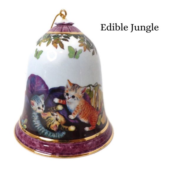 The Bradford Edition Garden Discoveries Cats Bell Ornaments Set Of 3 2526 - Picture 5 of 9